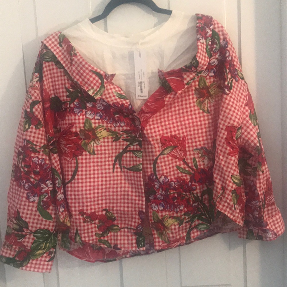 woven/off shoulder red